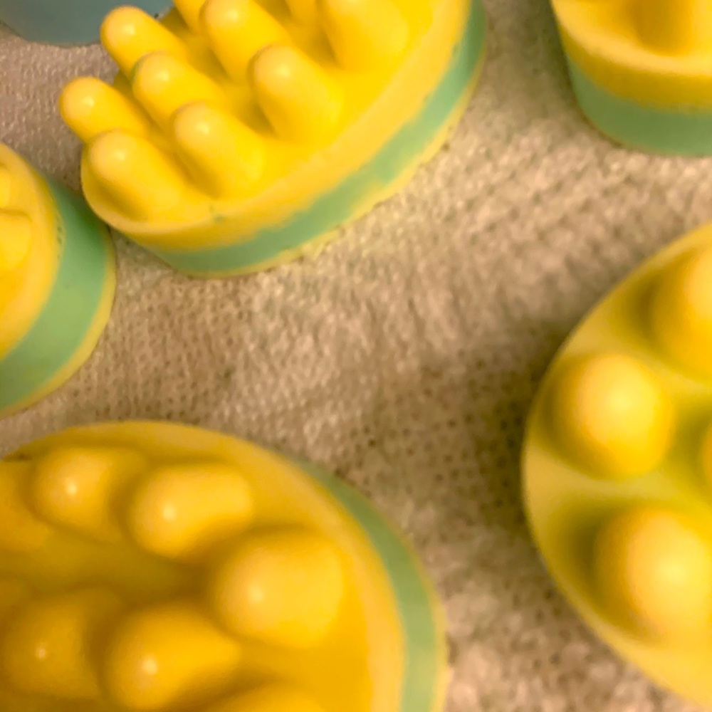 Avocado Lemon Beauty Scrub Bar